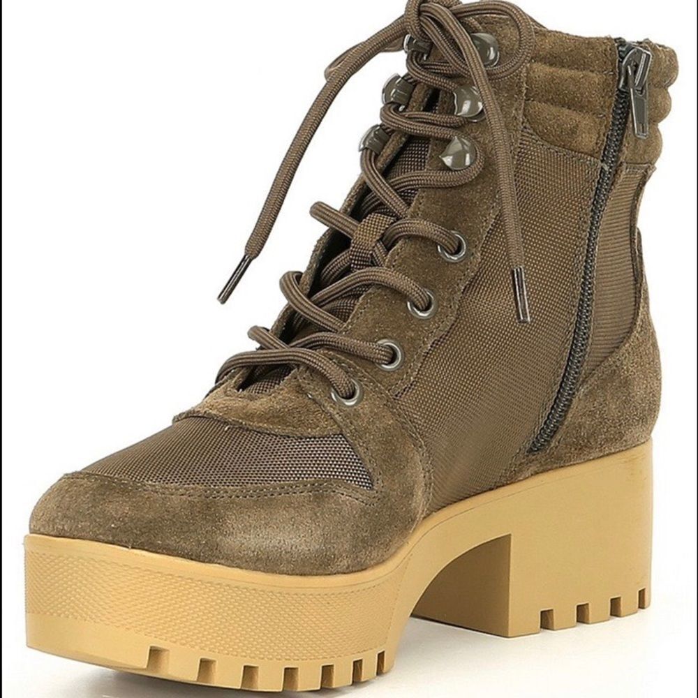Rare Steve Madden Greater Olive Boots